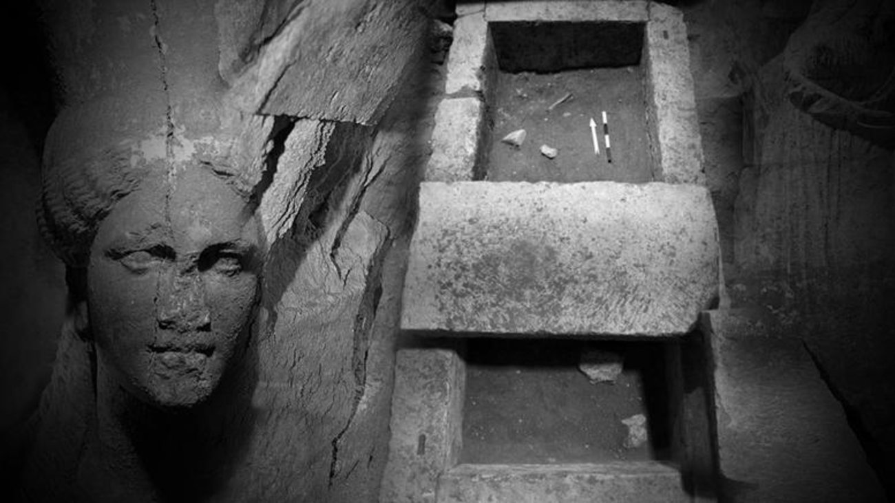 amphipolis-more-than-one-person-is-buried-in-the-tomb.w_hr---Copy-ConvertImage