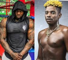 Eric Omondi Badly Thrashed By Kaligraph Jones at Kenyatta University Amphitheater